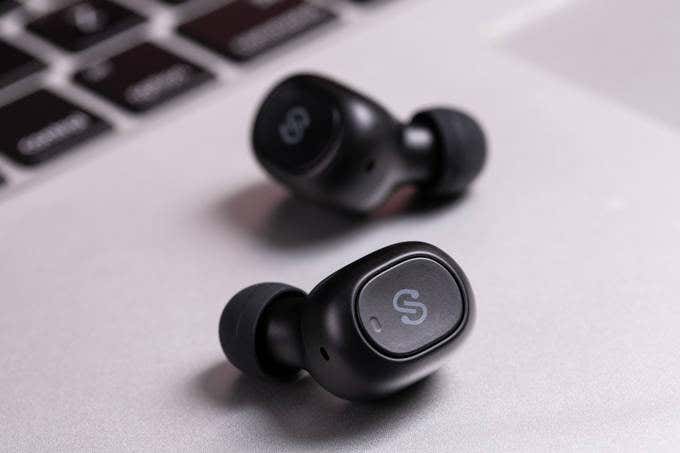 Why Most New Phones are Ditching the Headphone Jack image 5